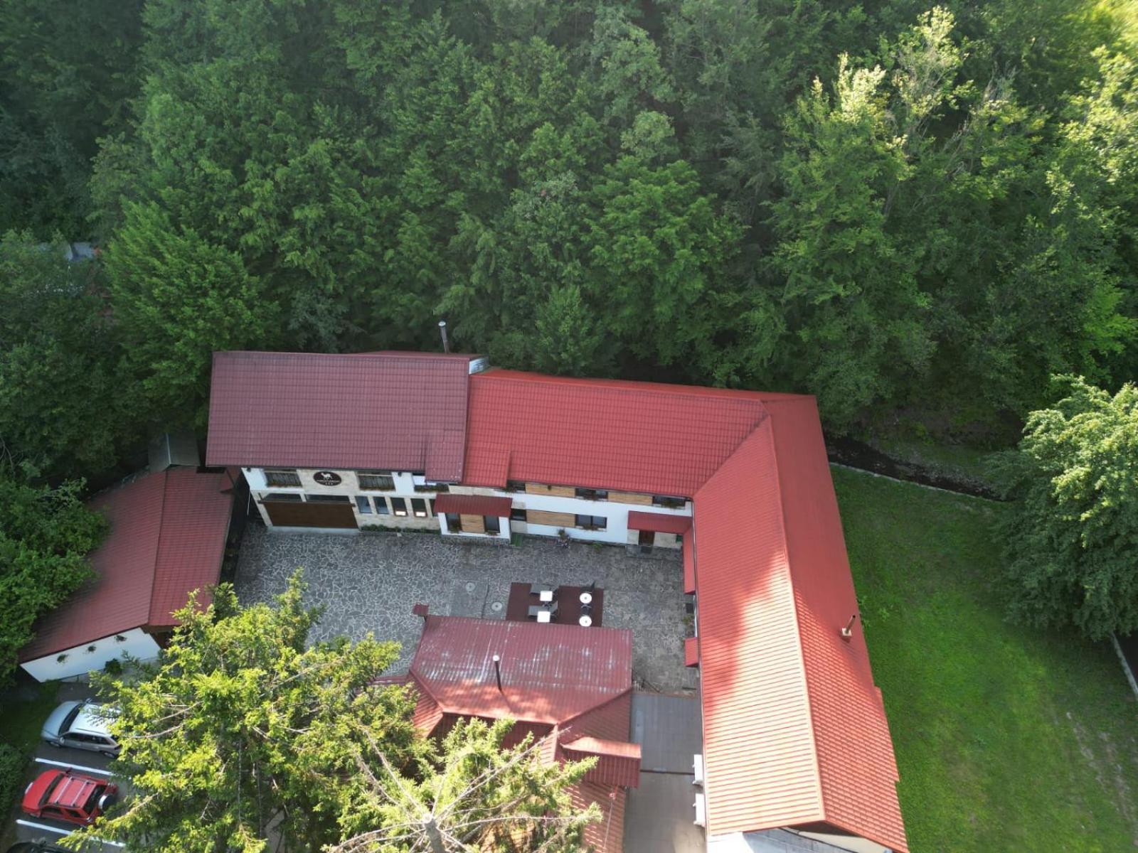 Complex Turistic Caprioara Hotell Baia Mare Eksteriør bilde