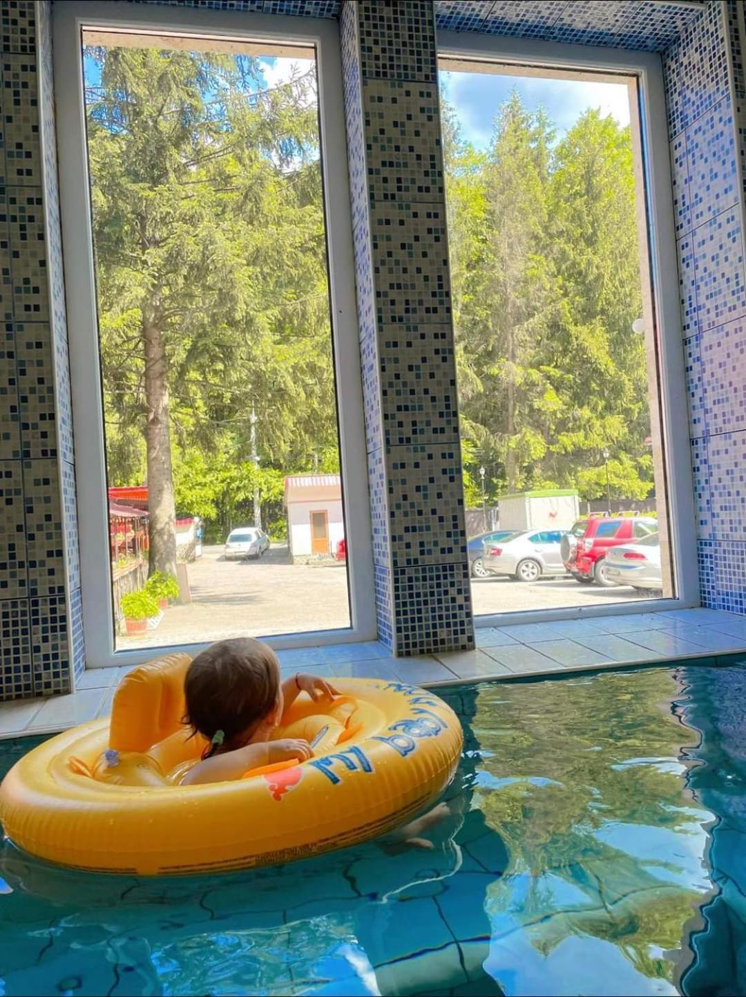 Complex Turistic Caprioara Hotell Baia Mare Eksteriør bilde