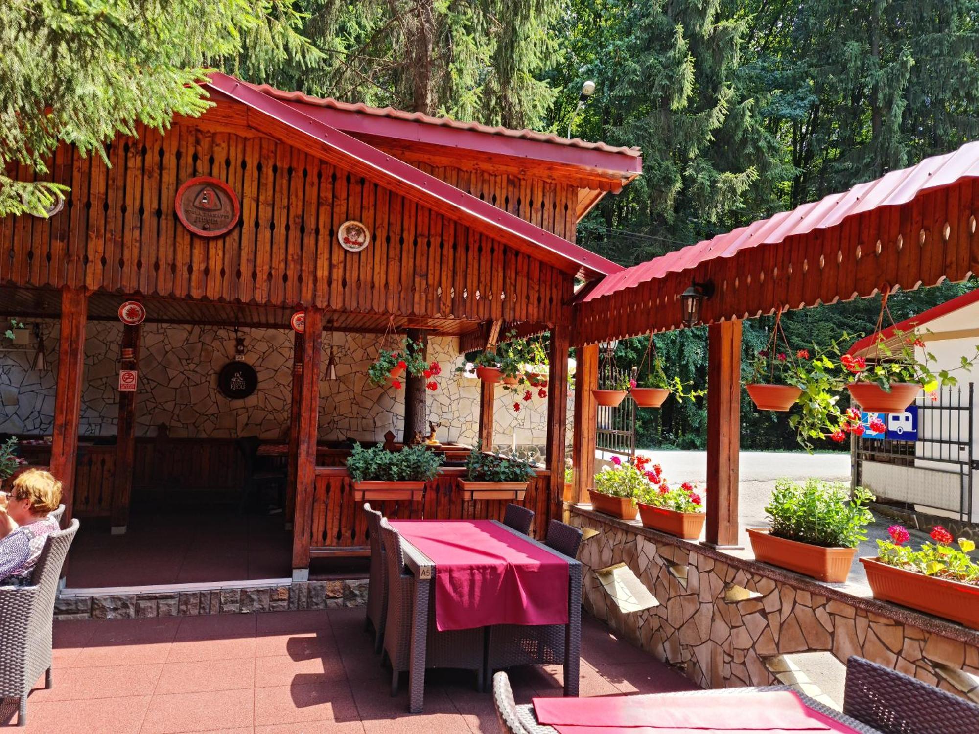 Complex Turistic Caprioara Hotell Baia Mare Eksteriør bilde